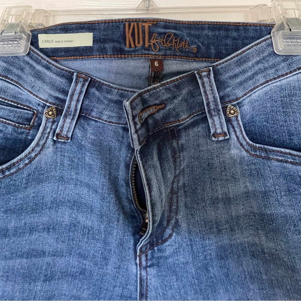 Ankle Jeans - Picture 2 of 4